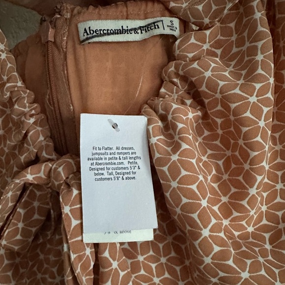 Abercrombie and Fitch Cinch Front Romantic Feminine Side Slit Midi Dress Size S - Picture 4 of 4